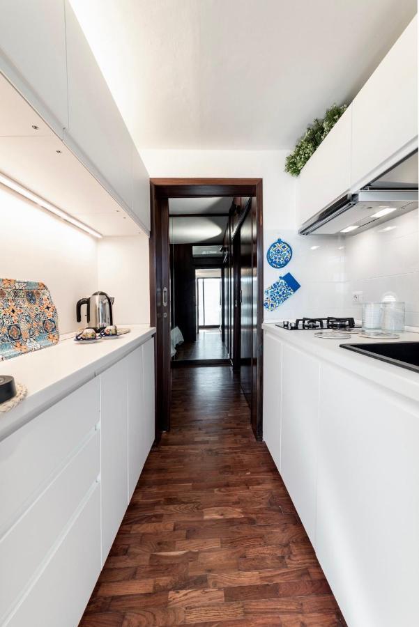 Mikka Studios: Luxury Apartment Bari Exterior photo